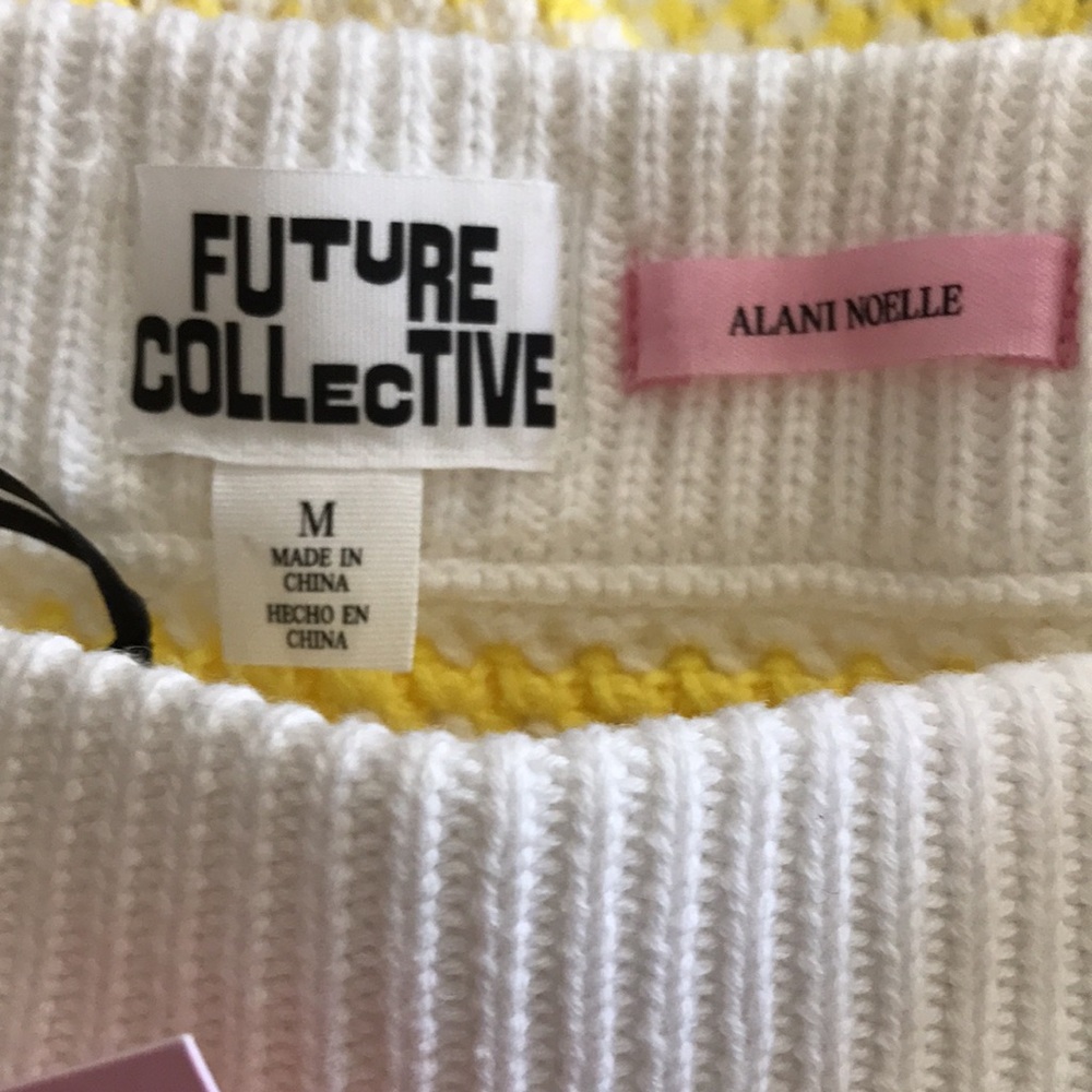 NEW Future Collective Crochet Mini Skirt. M - Picture 5 of 7